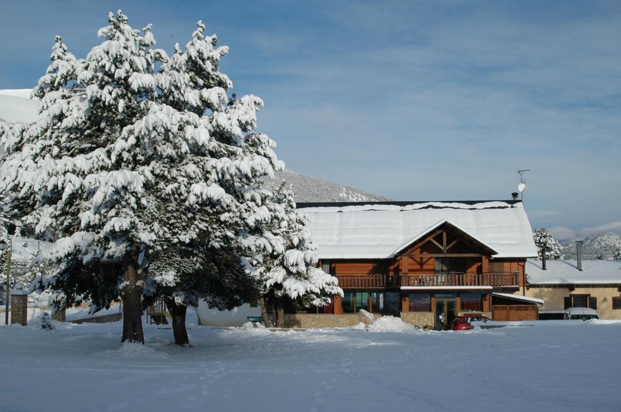 Hotel Avet La Coma I La Pedra Buitenkant foto